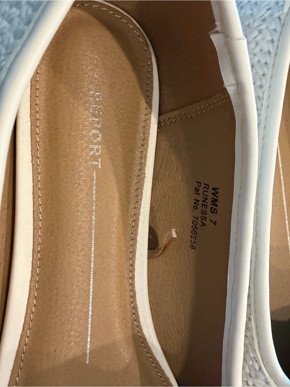 Report White Pointed-Toe Crystal-Embellished Flats - Picture 5 of 6